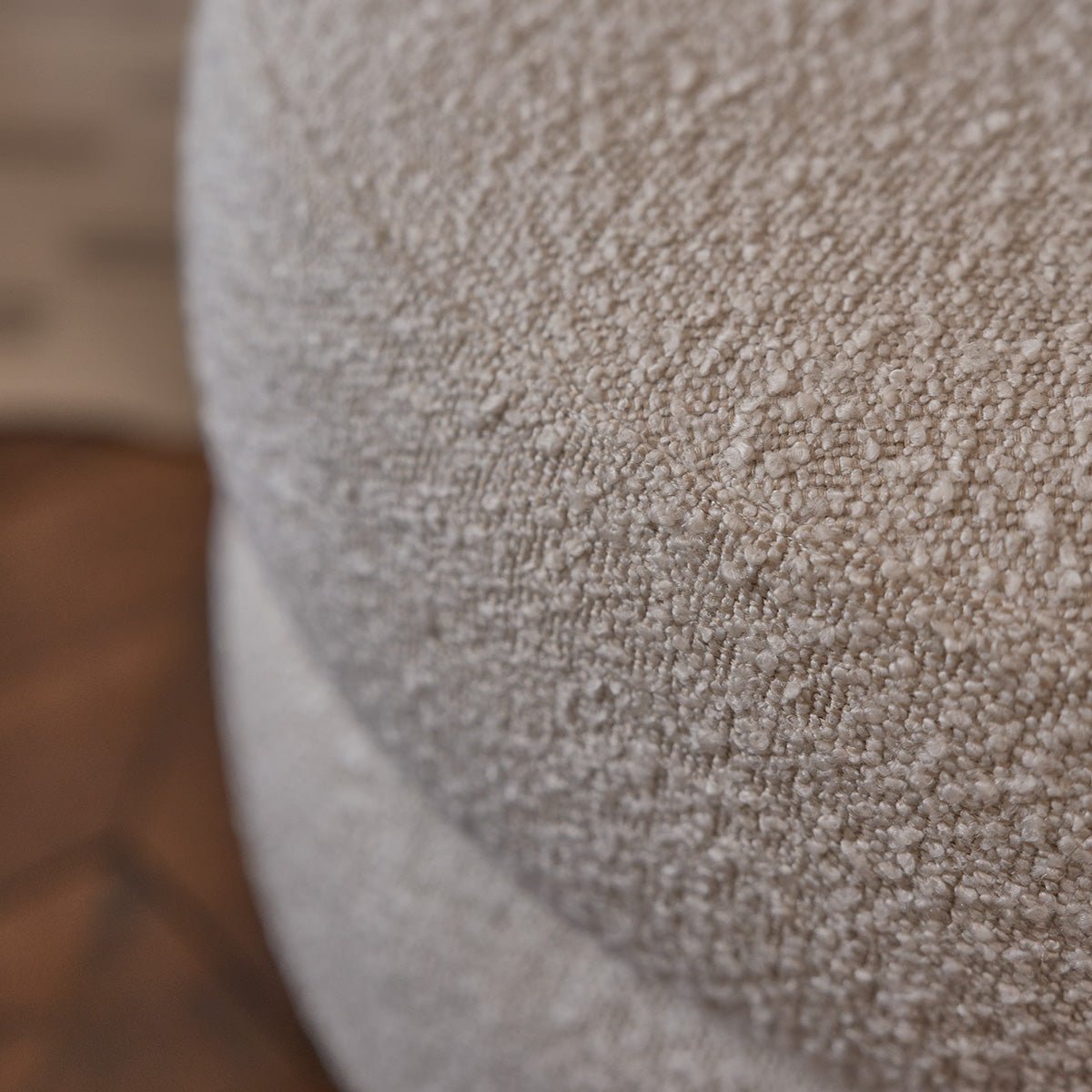 Pouf en bois massif et bouclette  TANE marron, BERAH GETAH