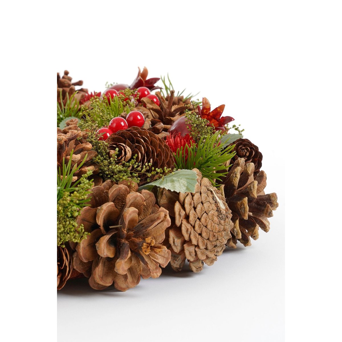 Couronne de Noël avec pommes de pin LANDON brun, MICA DECORATIONS