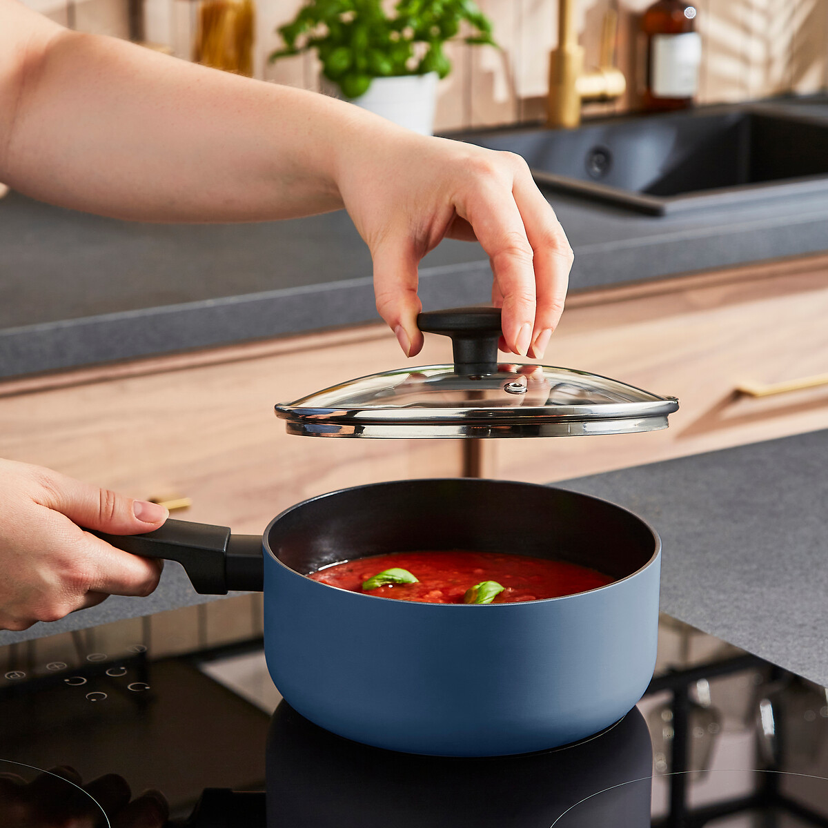5-Piece Recycled Aluminium Saucepan Set blue, MORPHY RICHARDS