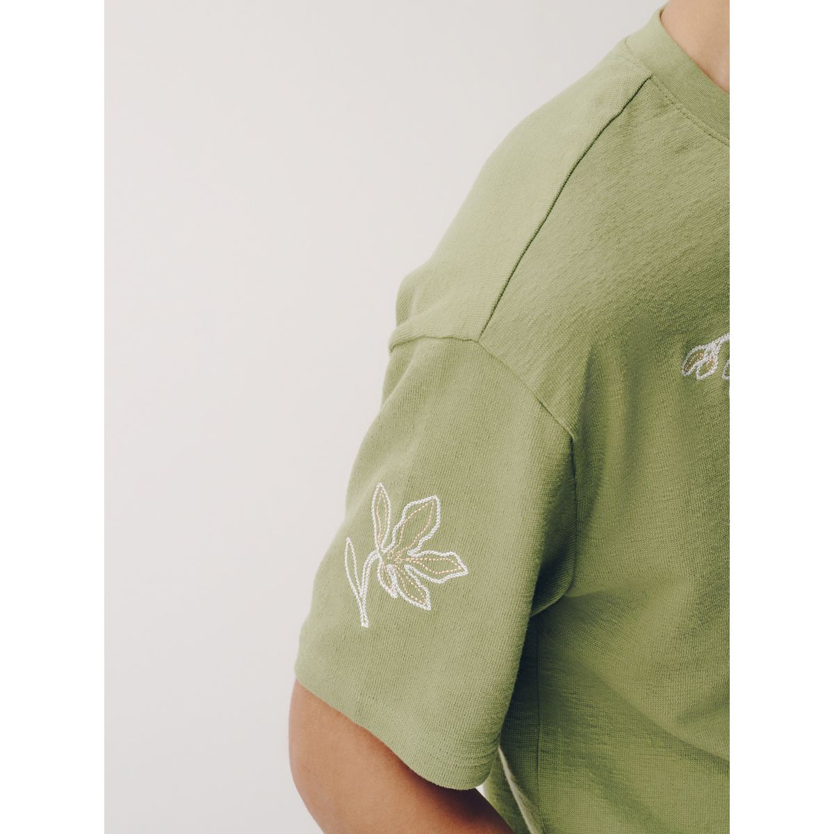 T-shirt texturé et brodé vert, NEXT
