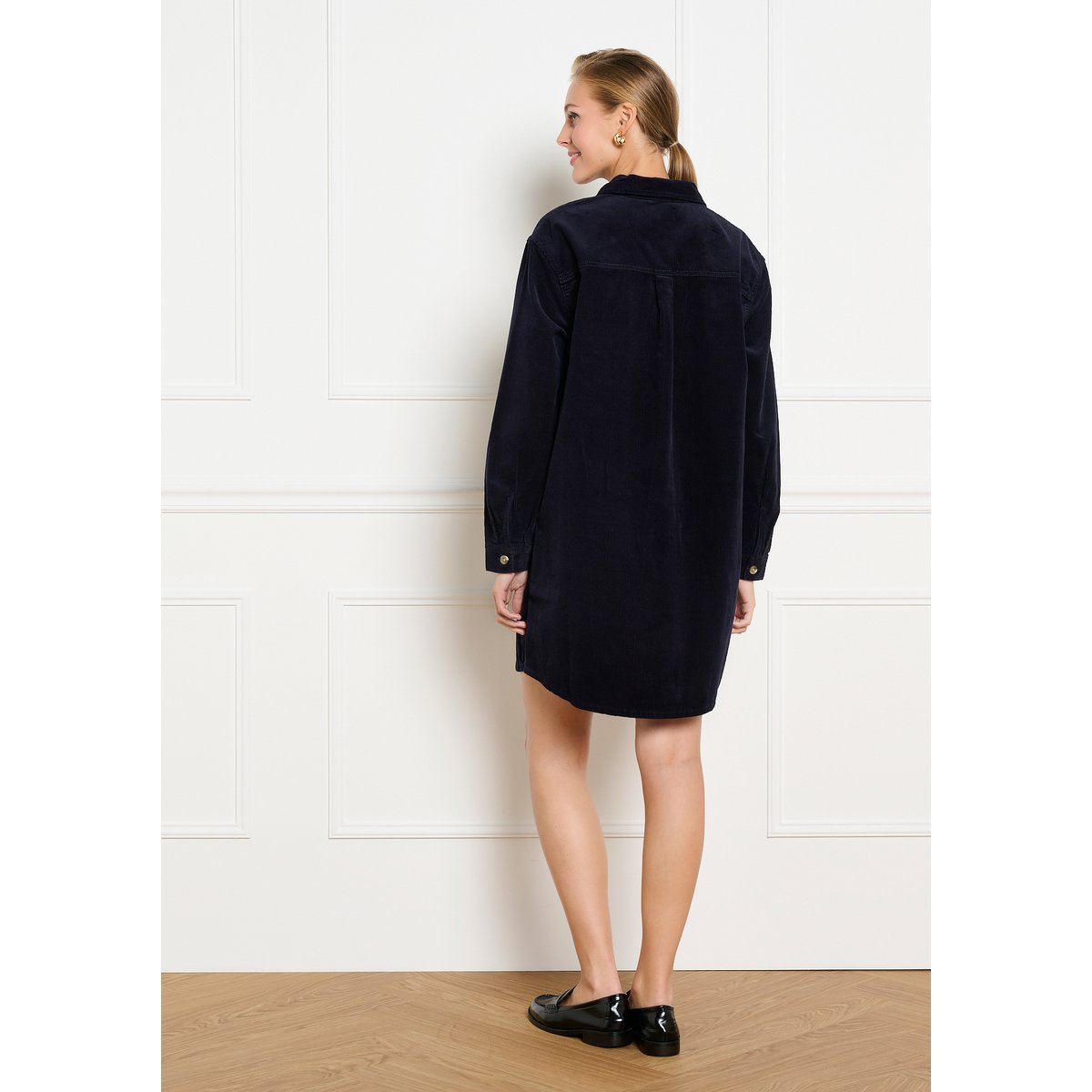 Robe chemise en velours côtelé bleu marine, LOLALIZA