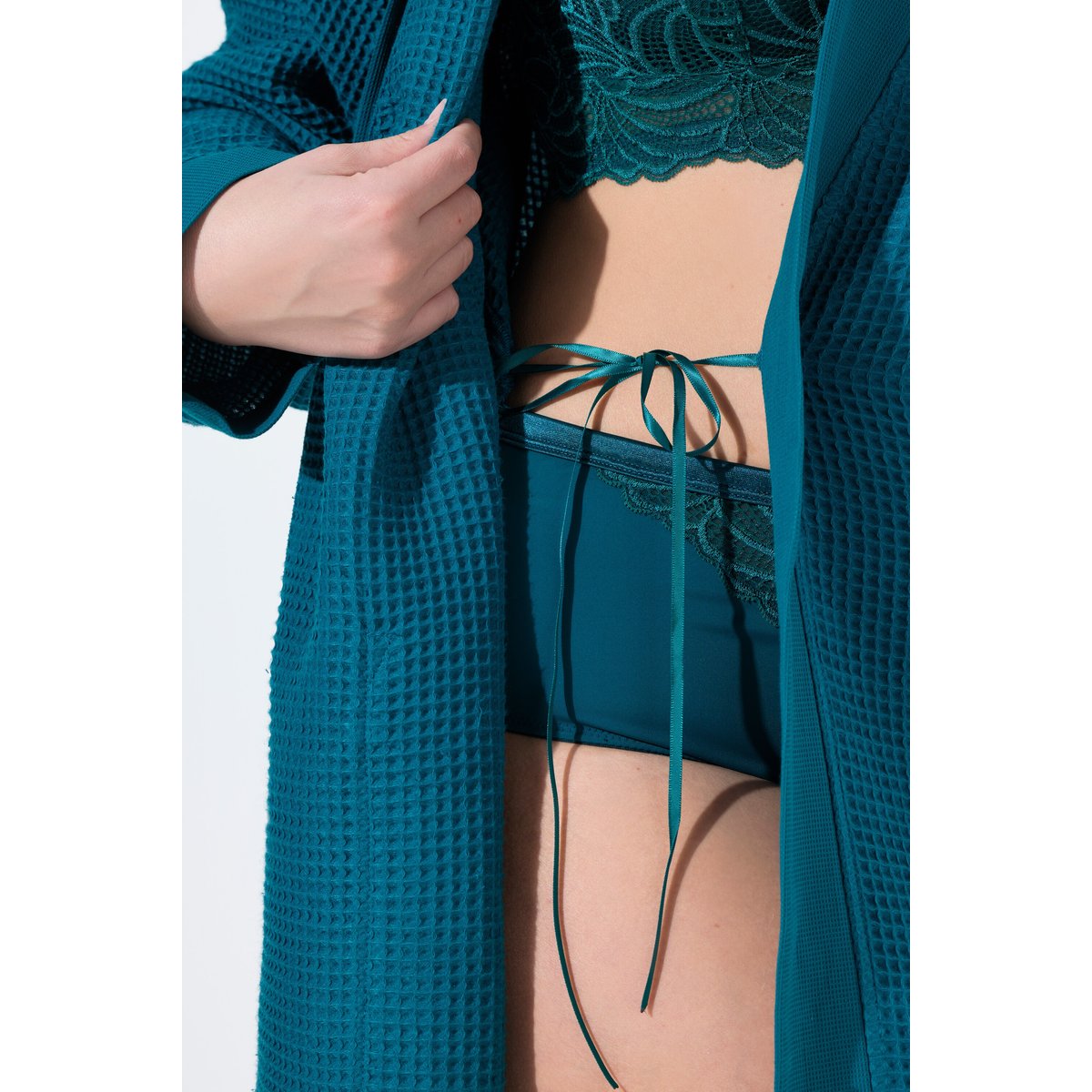 Peignoir, col châle, ceinture à nouer pétrole vif, ULLA POPKEN