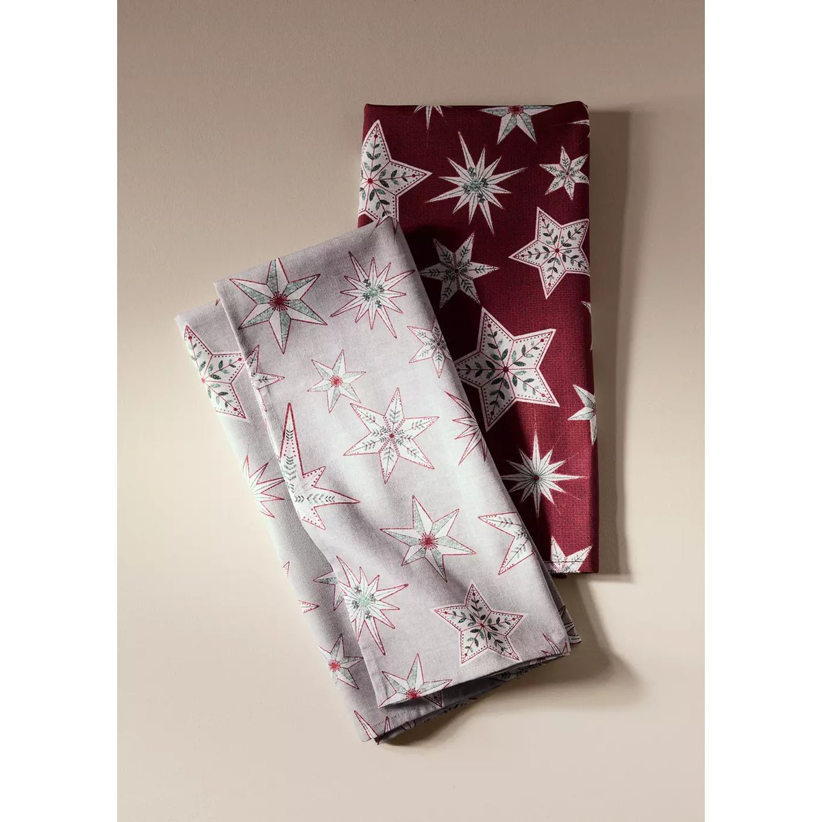 Lot de 2 torchons de cuisine à étoiles de Noël rouge, MANGO HOME