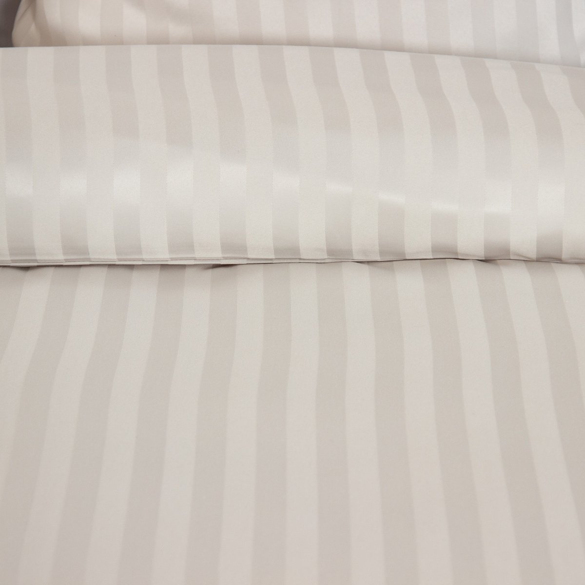 Parure de lit - housse de couette avec taies en satin beige, EDEN
