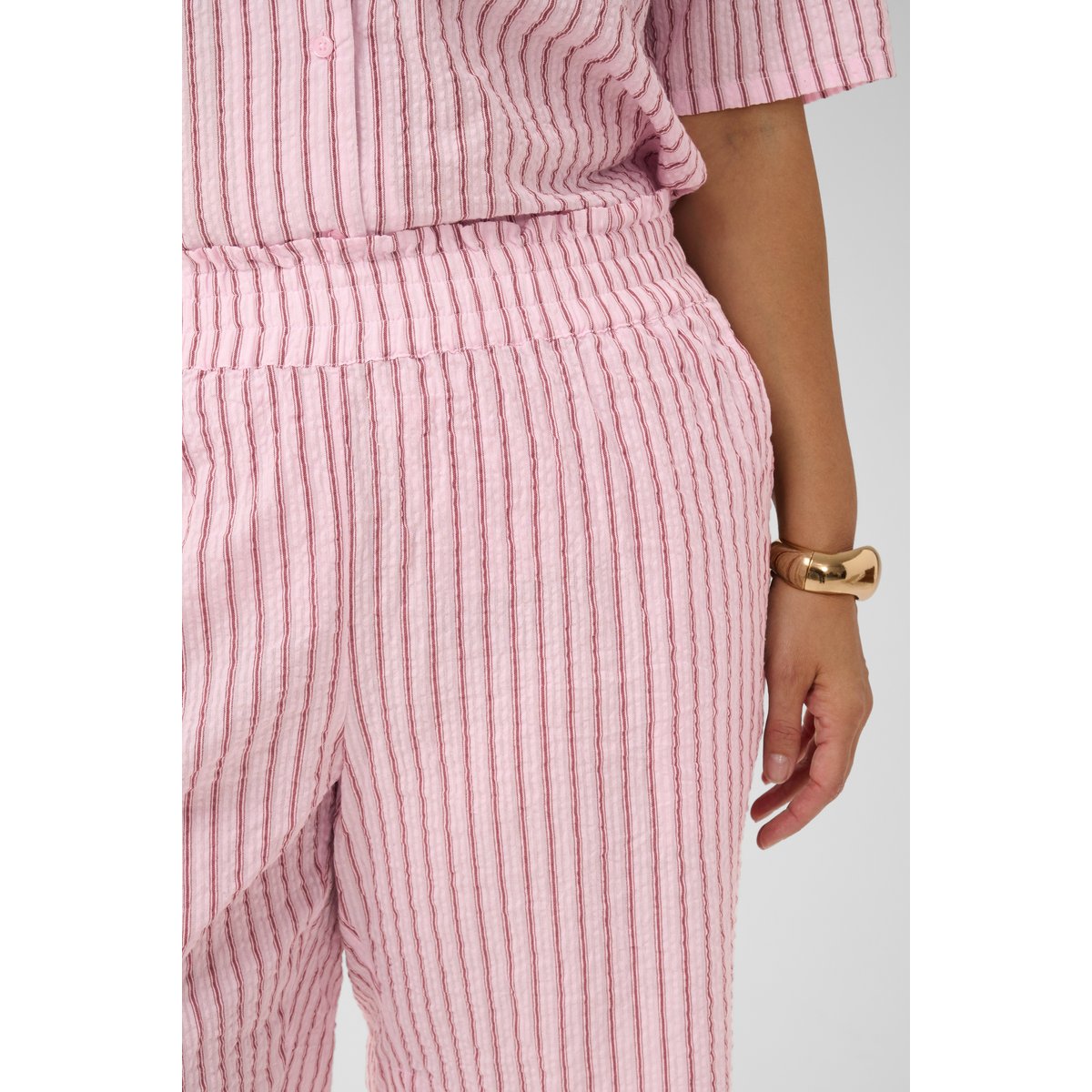 Shorts casual rose ballerina white henna stripe, KAFFE CURVE