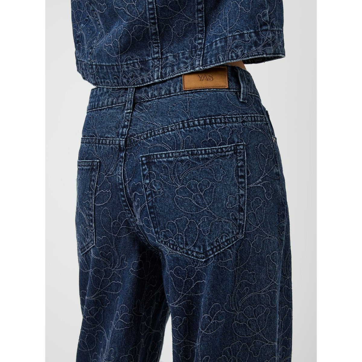 Jean Large dark blue denim, YAS