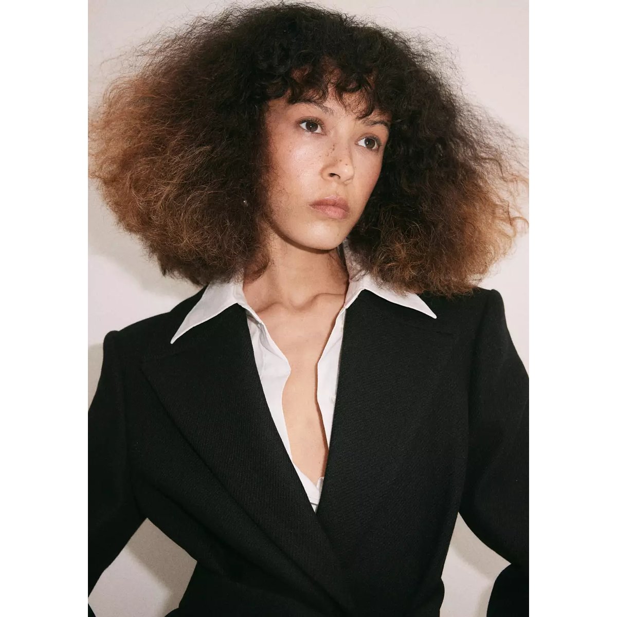 COAT DOLCE noir, MANGO