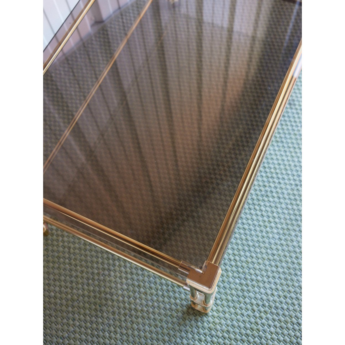 Table basse Hollywood Regency en verre fumé Donna N°1589 - Bon état fumé, DEBONGOUT