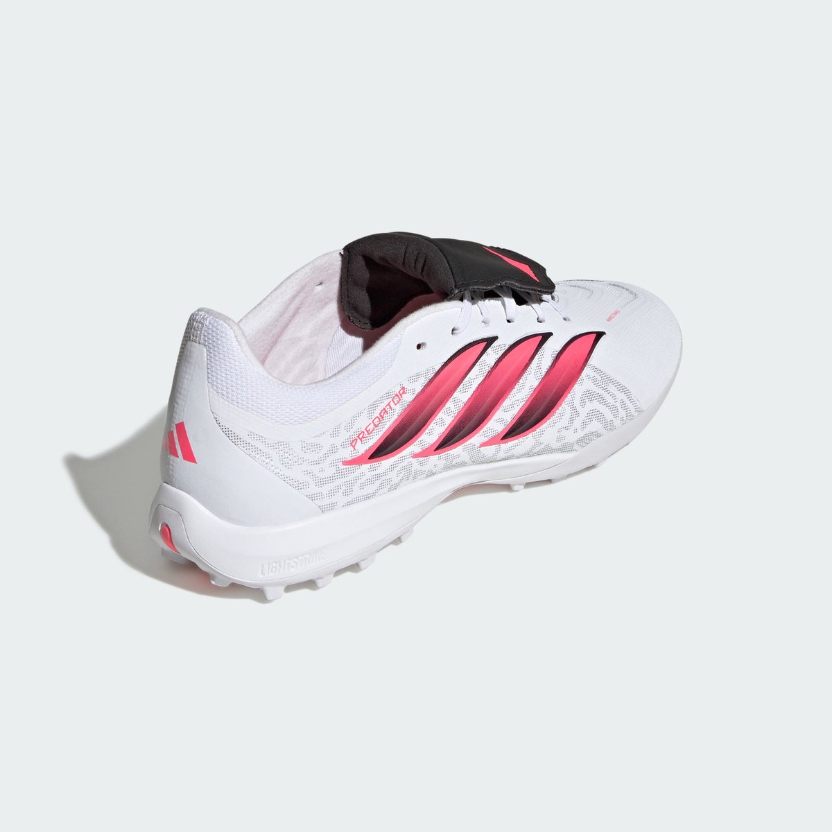 Chaussure De Football Languette Rabattue Predator League Turf Chaussure De Football Languette Rabattue Predator League Turf cloud white / solar turbo / core black, adidas Performance