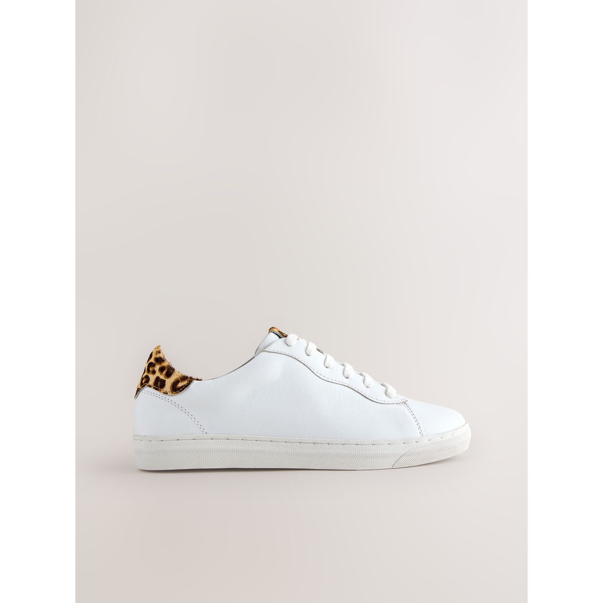 Baskets à lacets en cuir forever comfort® blanc, NEXT