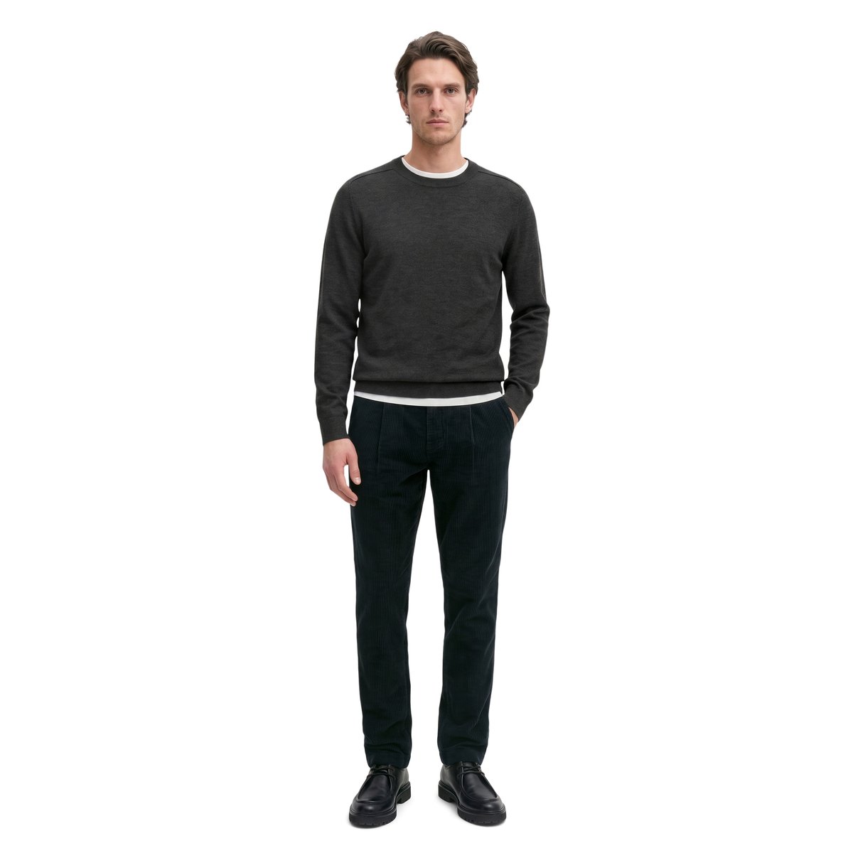 Pantalon en velours côtelé modèle Osby, à plis et coupe fuselée en pur coton biologique bleu, MARC O'POLO