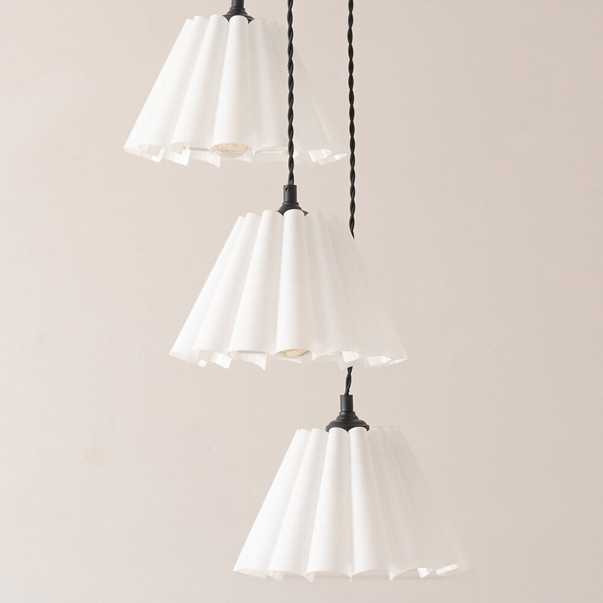 Lottie 3-Light Pleated Shade Cluster Pendant Light black, SO'HOME