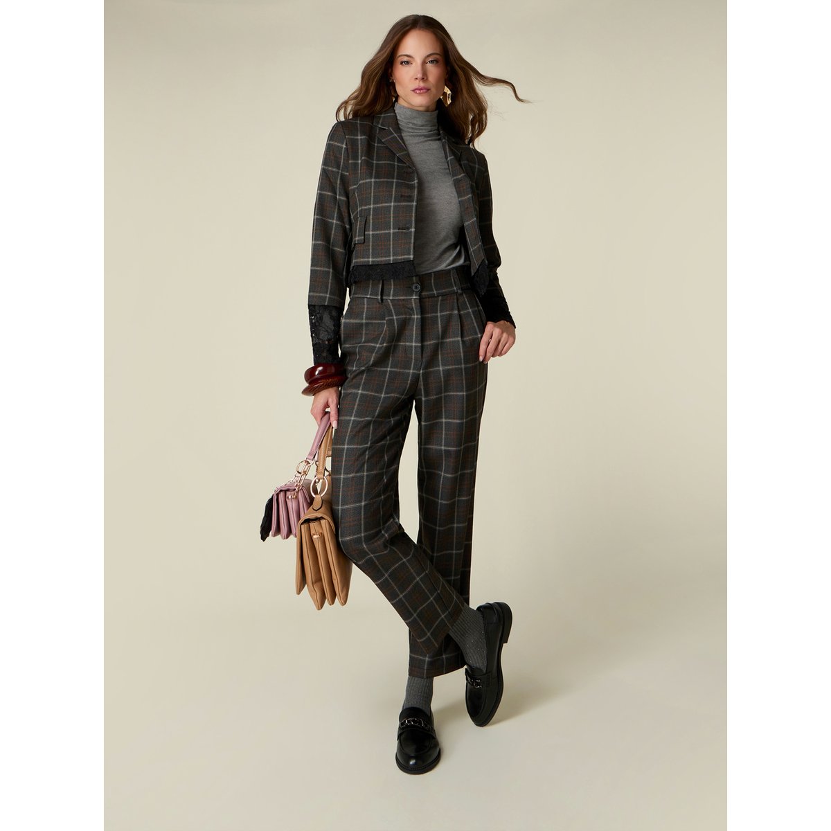 Pantalon à carreaux gris, OLTRE