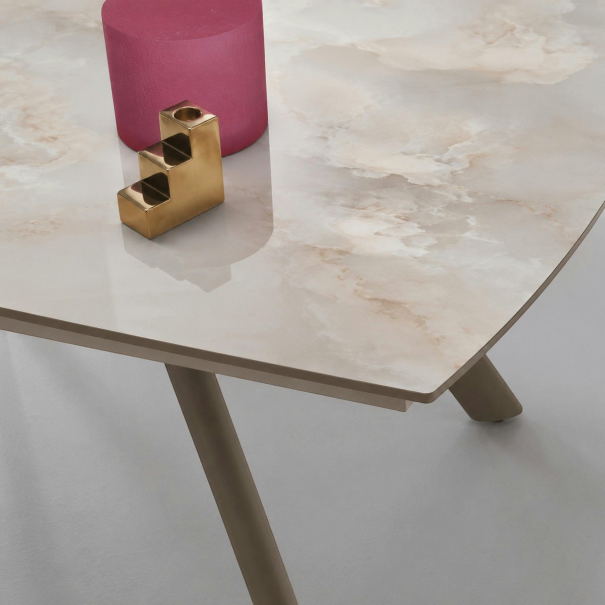 Table en céramique extensible, 6/8 places LORA onyx, PIER IMPORT