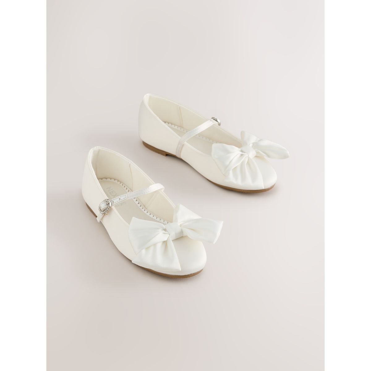 Babies à nœud pour grandes occasions satin blanc, NEXT