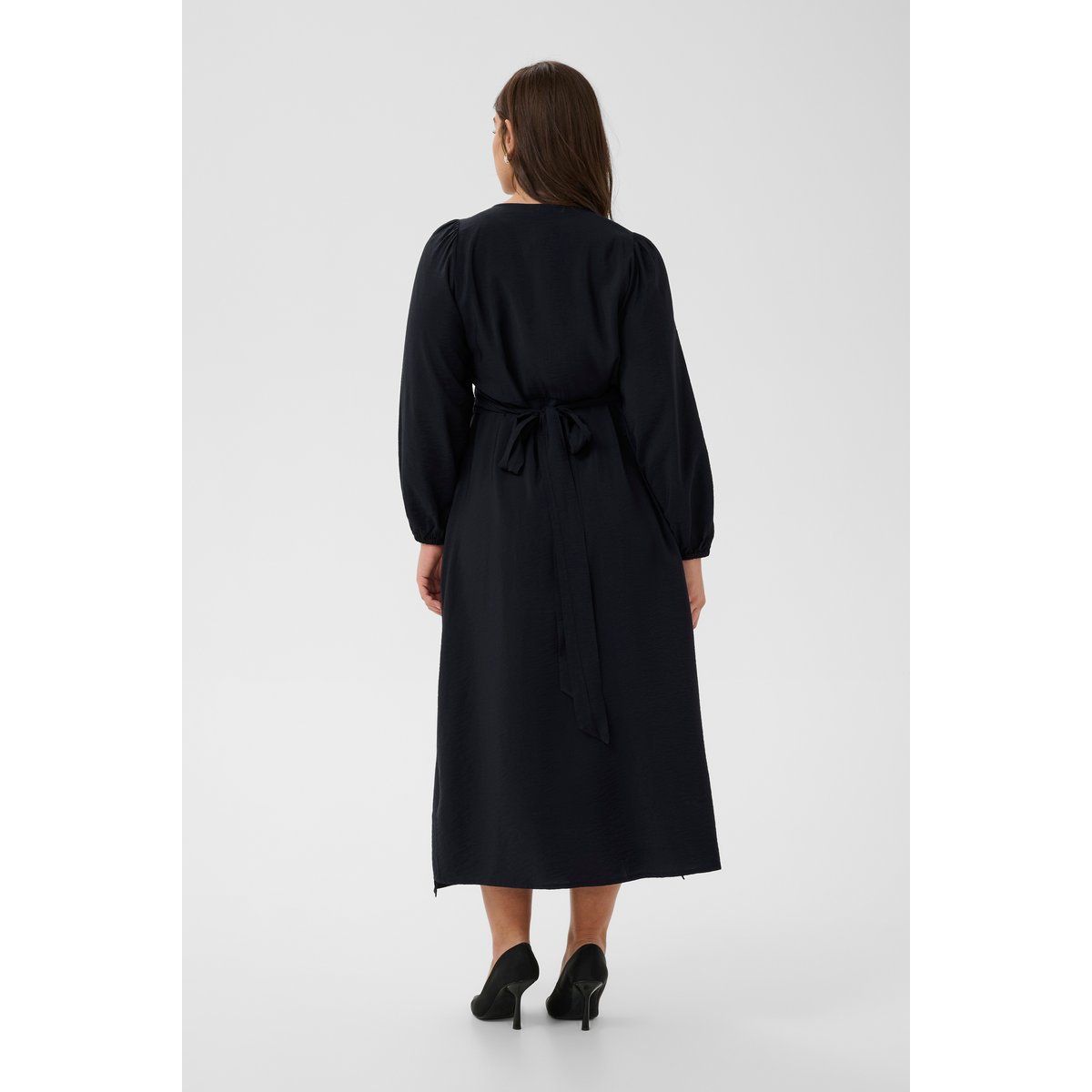Robe bleu marine, KAFFE CURVE