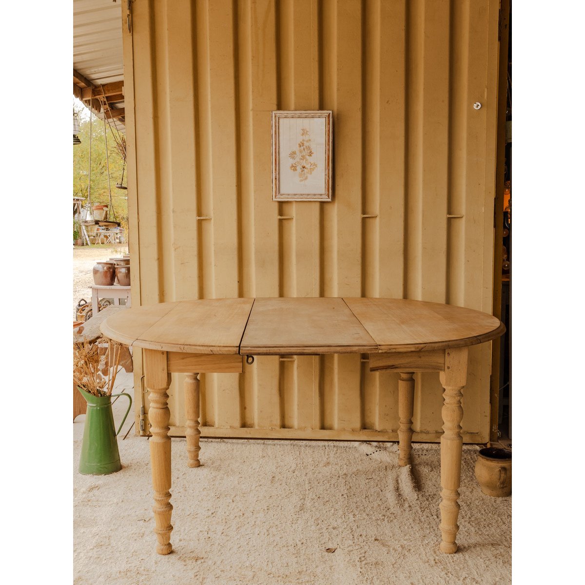 Table à manger ovale en bois Romy N°1551 - Bon état bois clair, DEBONGOUT