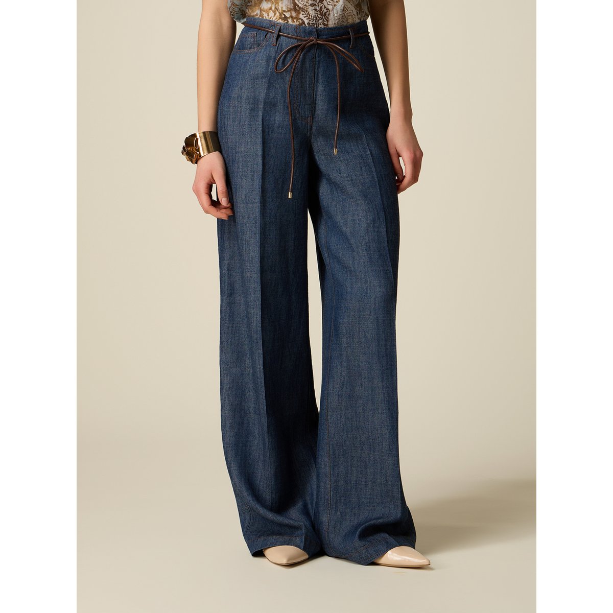 Pantalon palazzo bleu, OLTRE