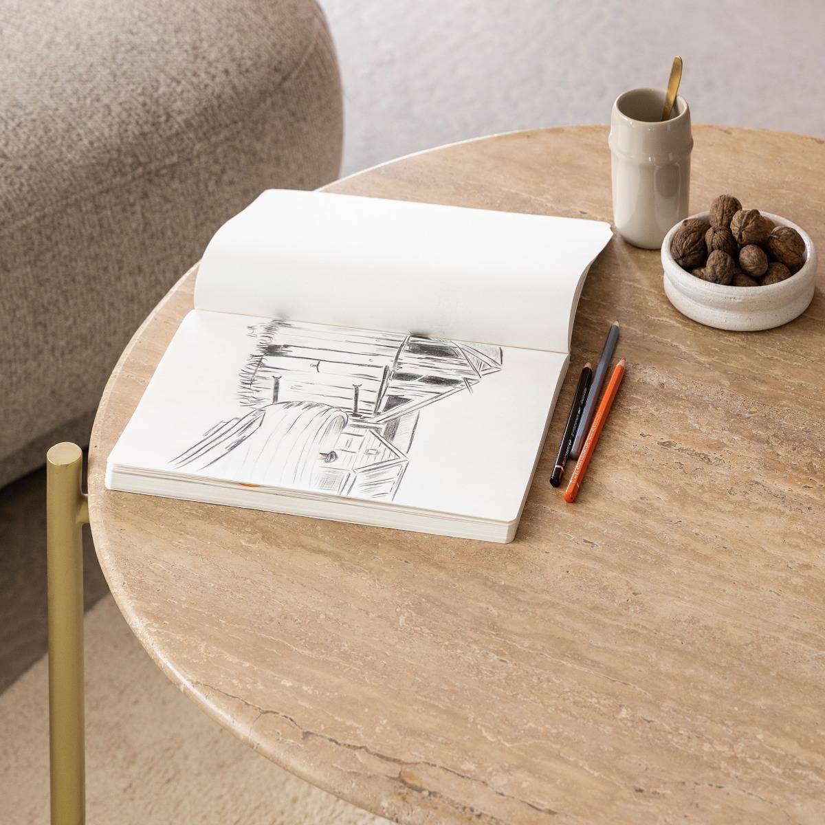 Table basse en métal ronde CERYS jaune, MADE IN MEUBLES