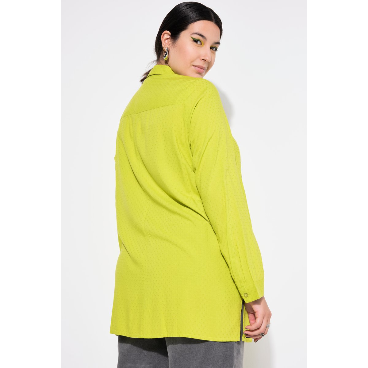 Chemisier coupe Boxy, tissu texturé jaune vert, STUDIO UNTOLD