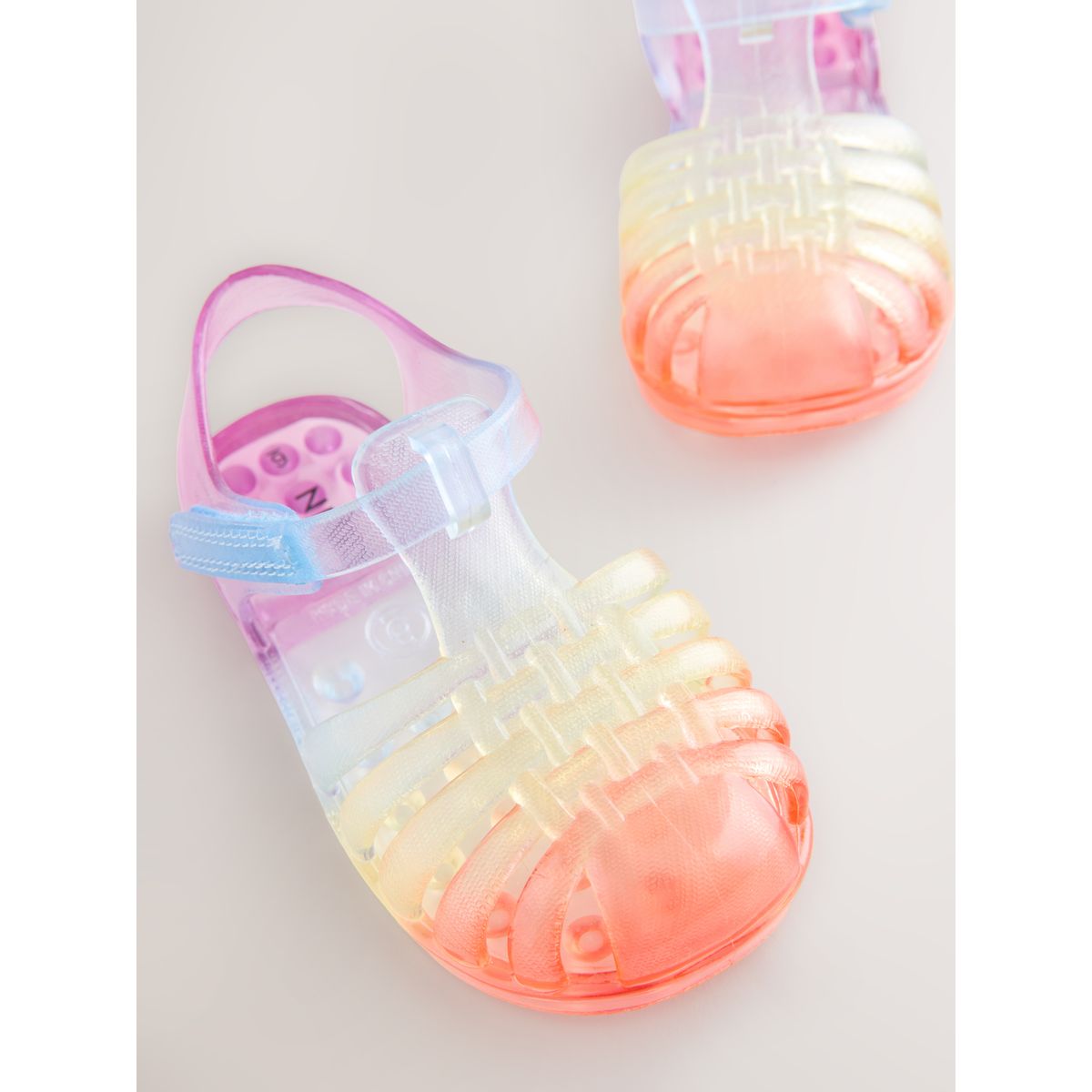Sandales en plastique multi arc-en-ciel, NEXT
