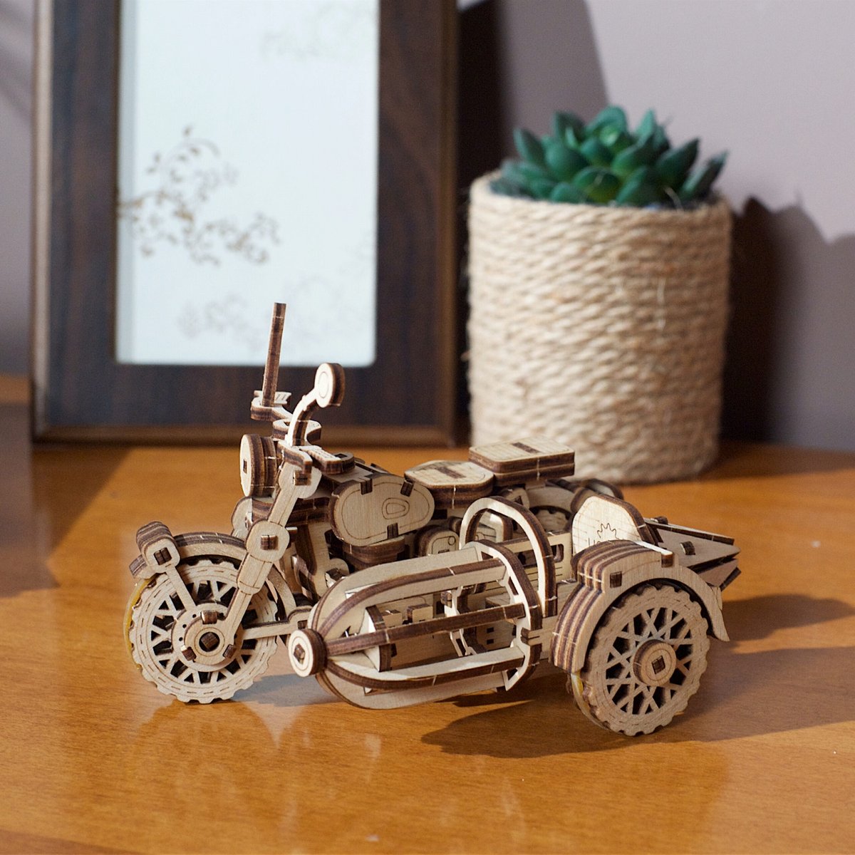 Puzzle 3D Moto volante de Hagrid beige, UGEARS