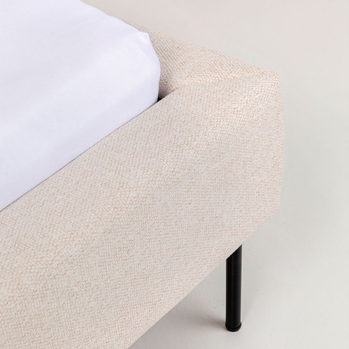 Cadre de lit en polyester, EAST SIDE beige, KARE DESIGN