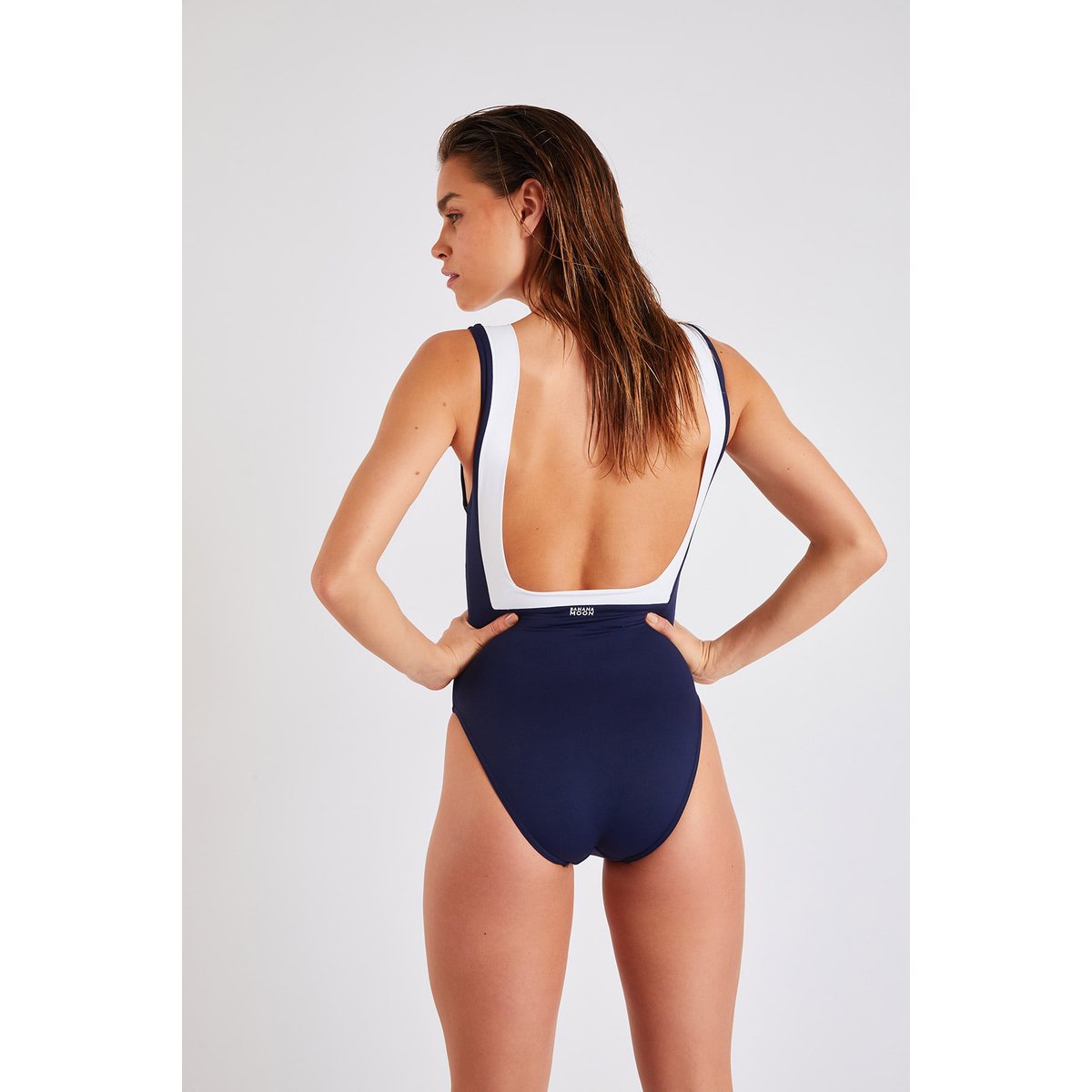 Maillot 1 piece Kate - UNIT bleu marine, BANANA MOON