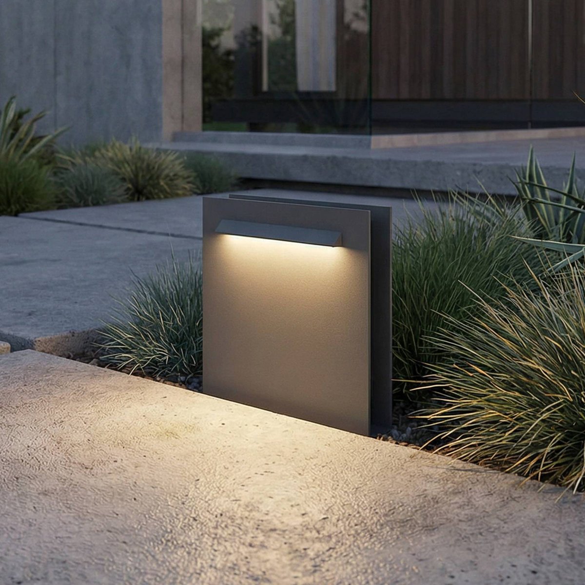 Luminaire extérieur en aluminium moderneLED anthracite, LUCANDE
