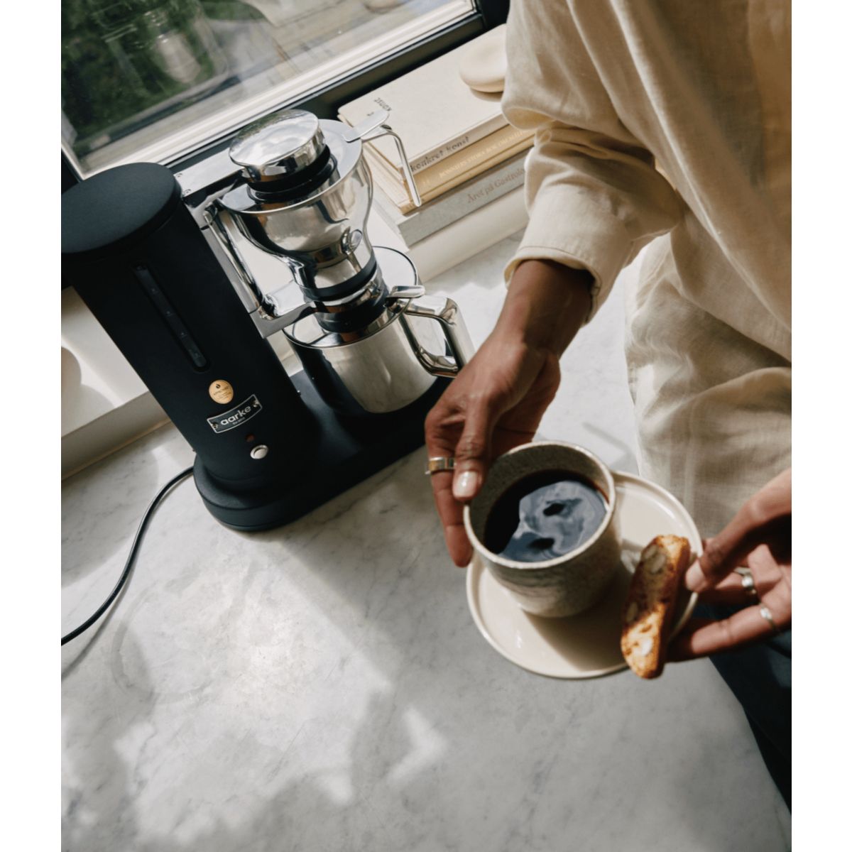 Cafetière filtre noir mat AAA1301 couleur unique, AARKE