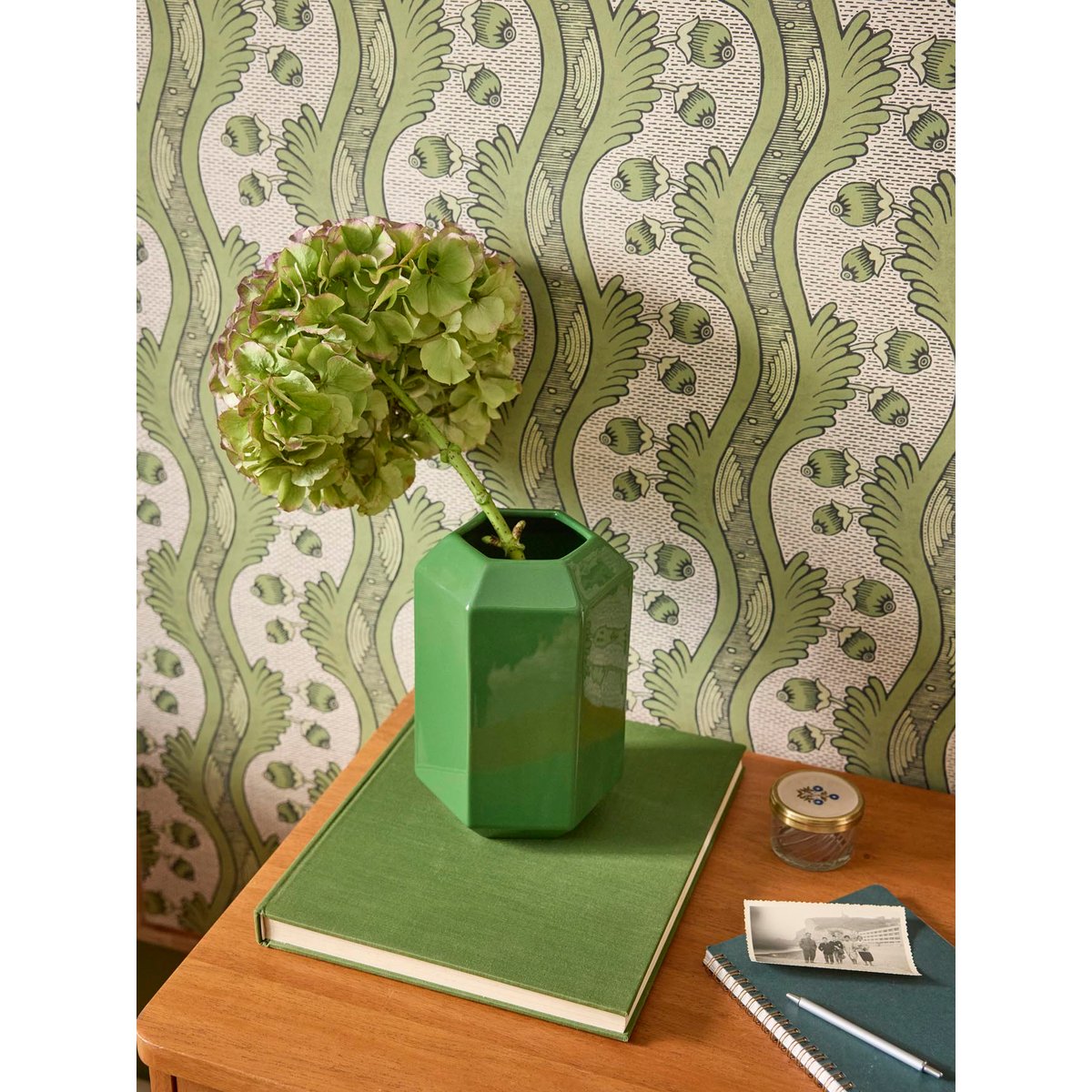 Vase VICTOIRE vert, CYRILLUS