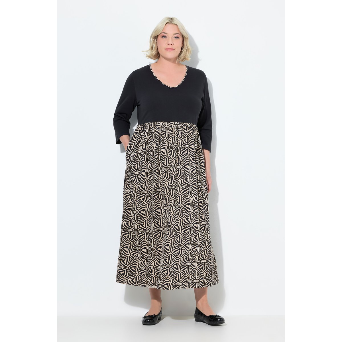 Robe en jersey noir, ULLA POPKEN