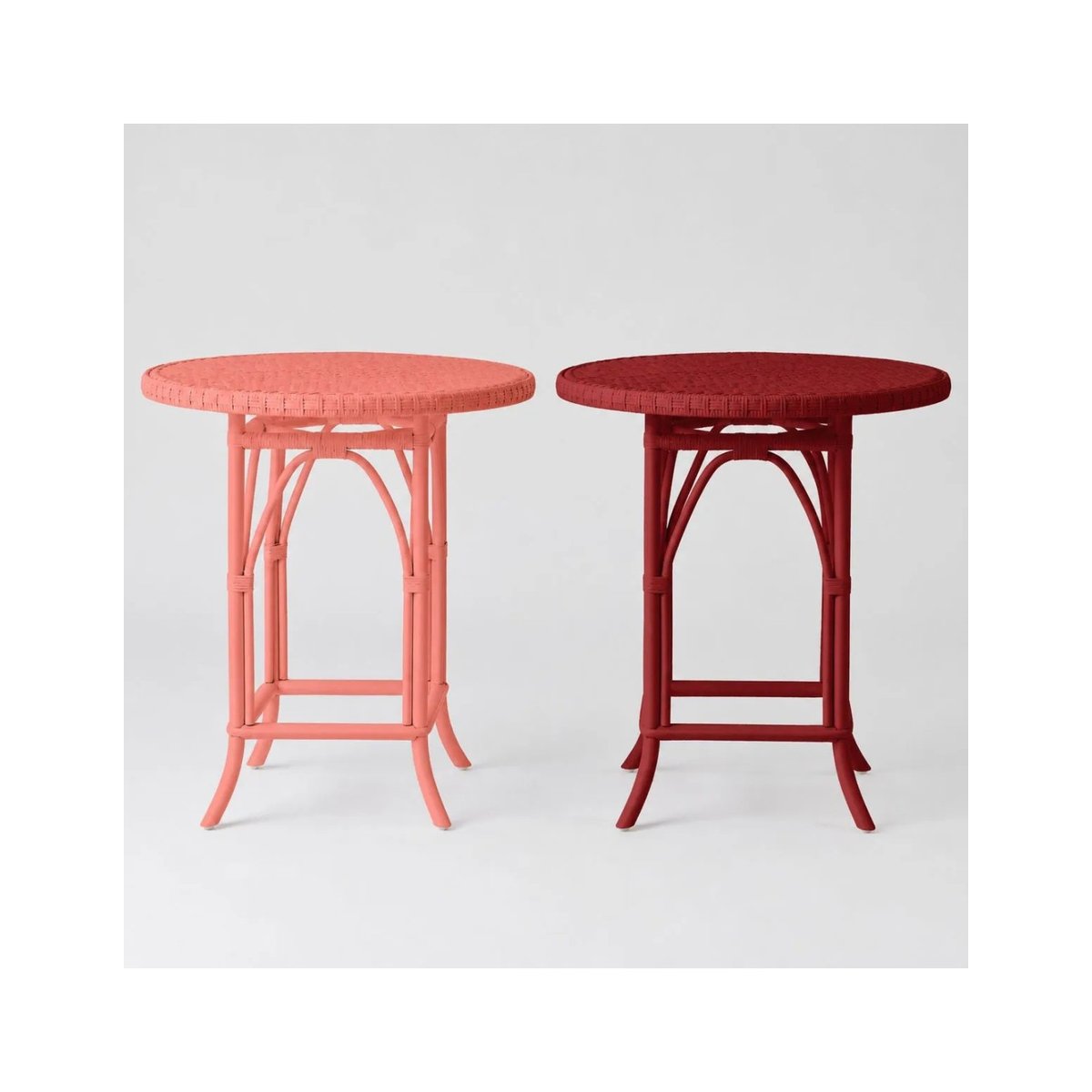 Table en rotin PRIMAVERA laqué bleu azur corail, KOK