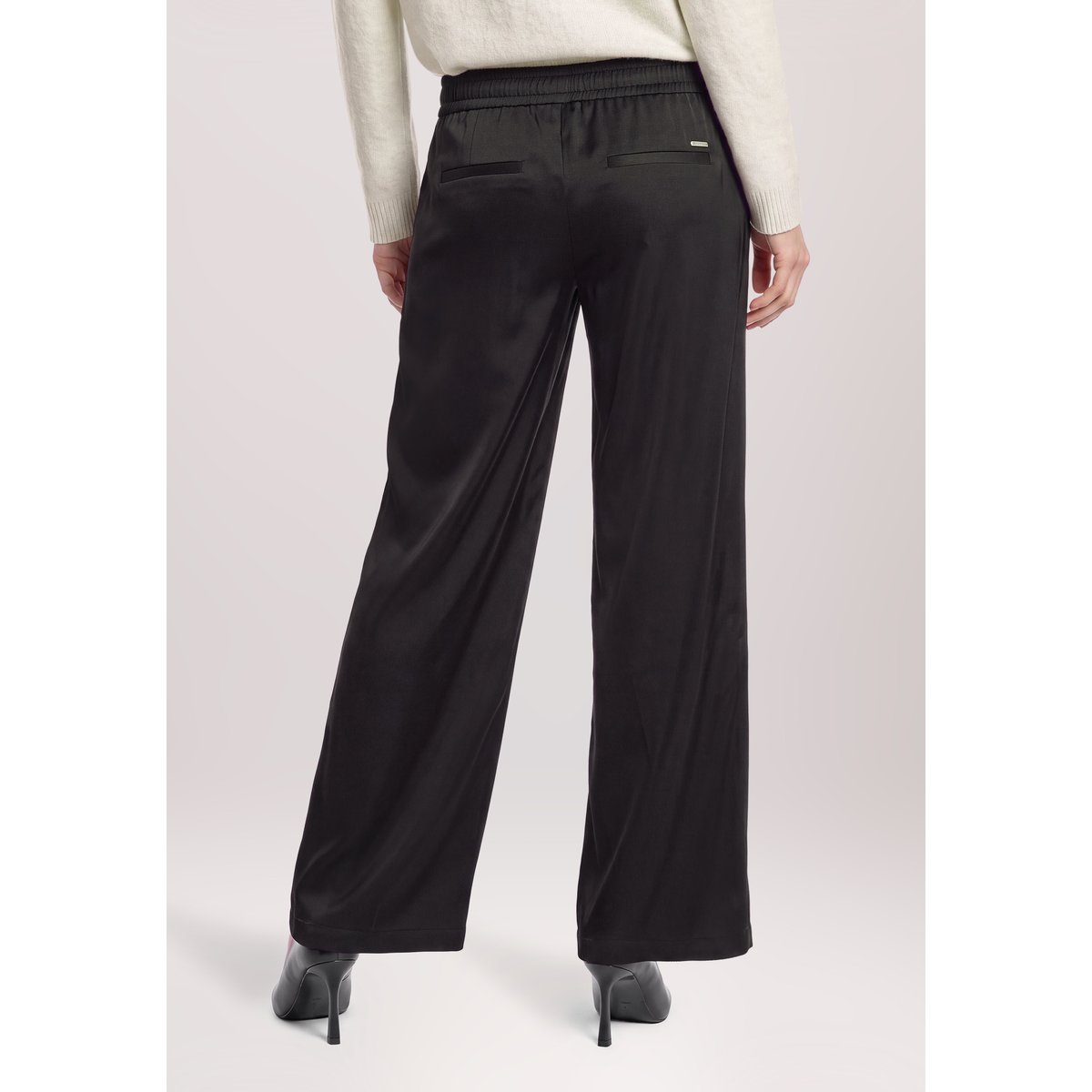 Pantalon à enfiler à jambes larges noir, BETTY & CO
