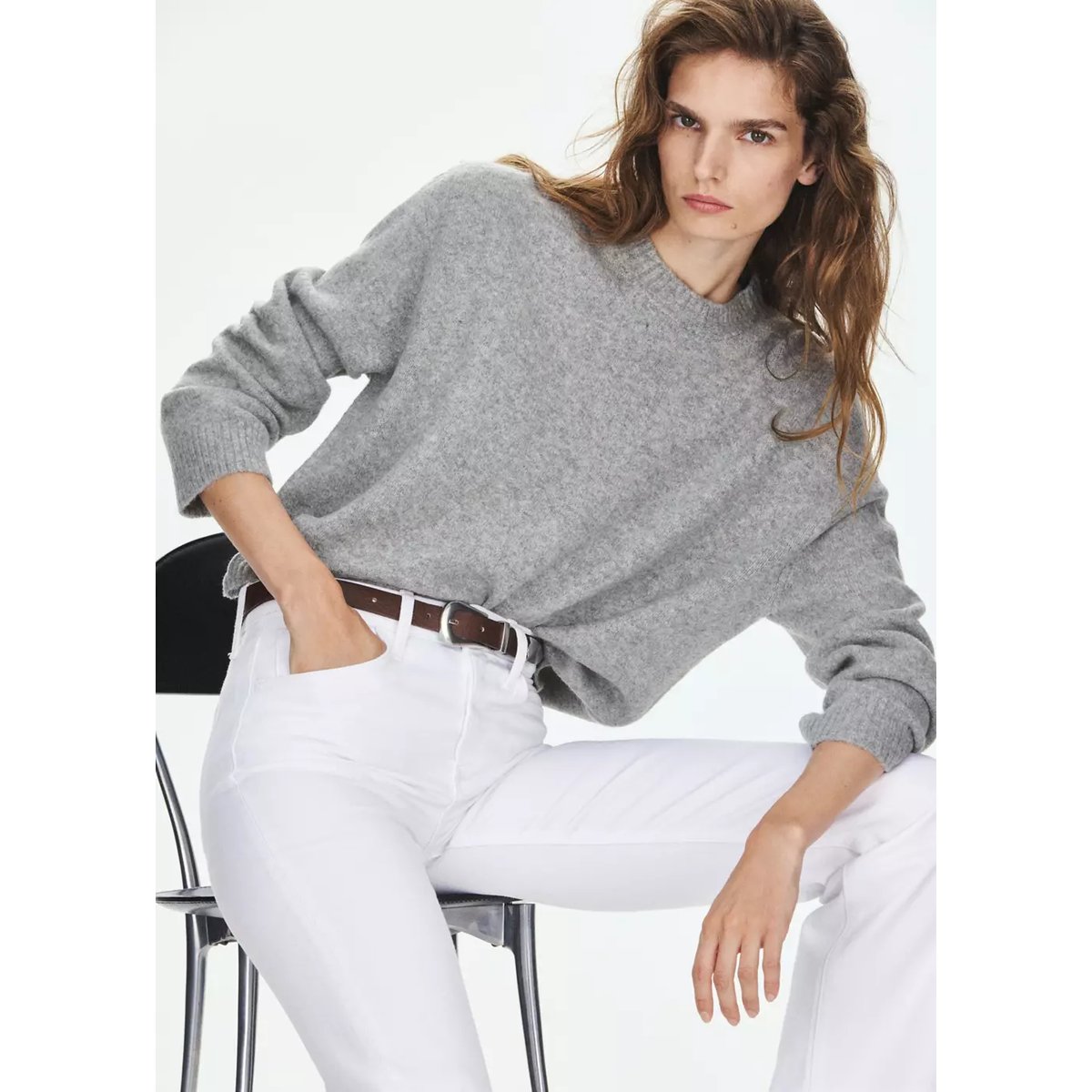 Pull en maille à col rond gris, MANGO