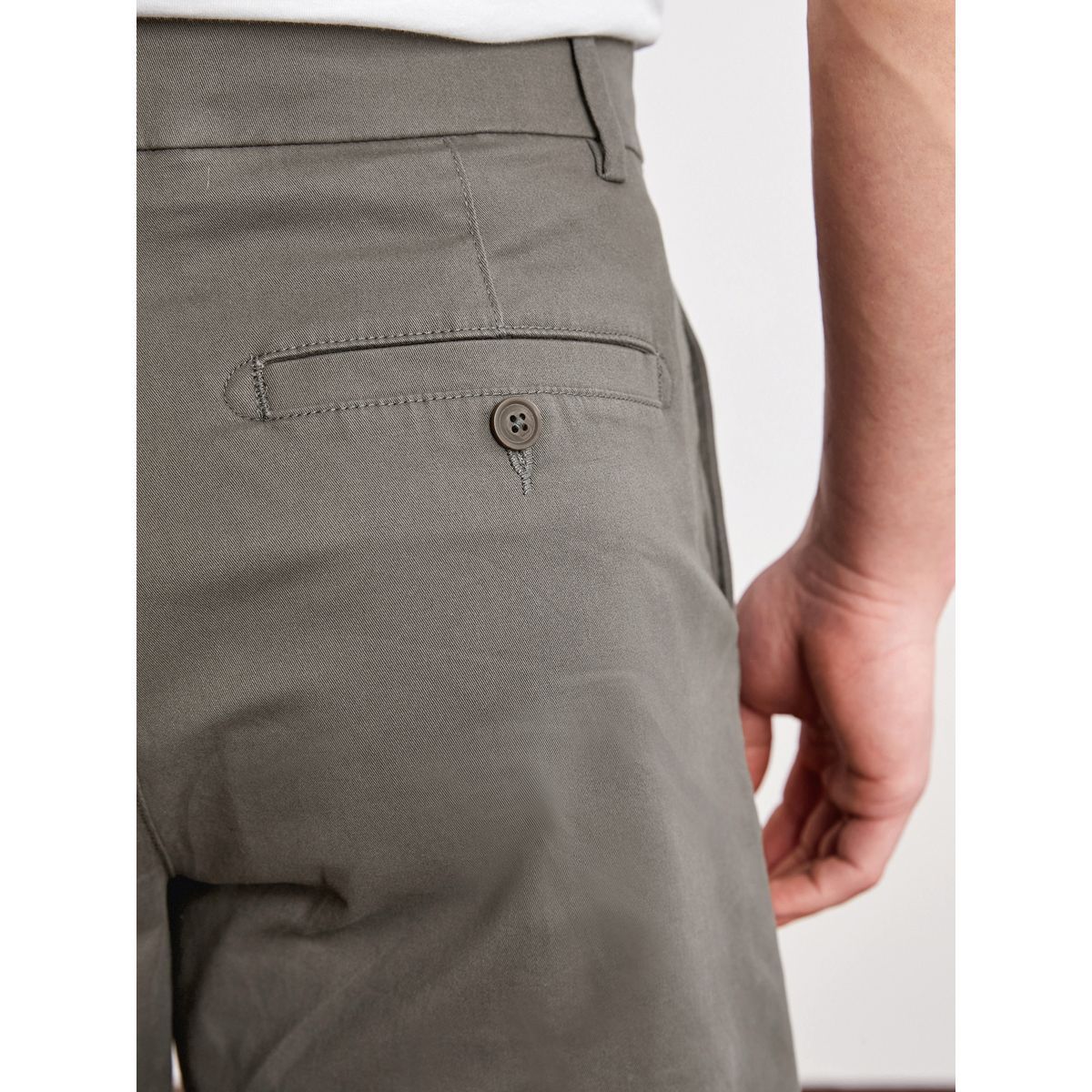 Short Chino Stretch Coupe Ample gris anthracite, NEXT