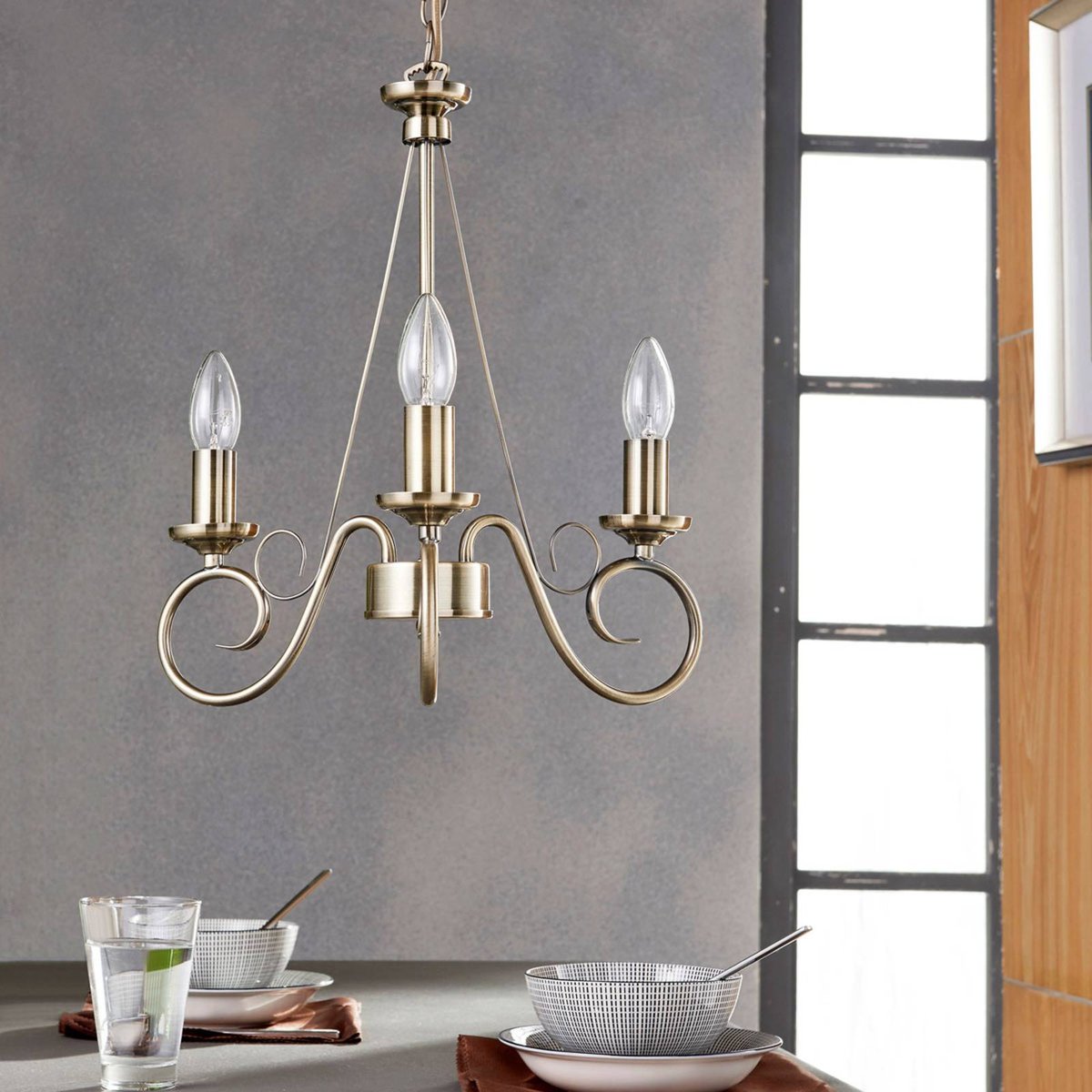Lustre en métal antique, Marnia laiton ancien, LINDBY