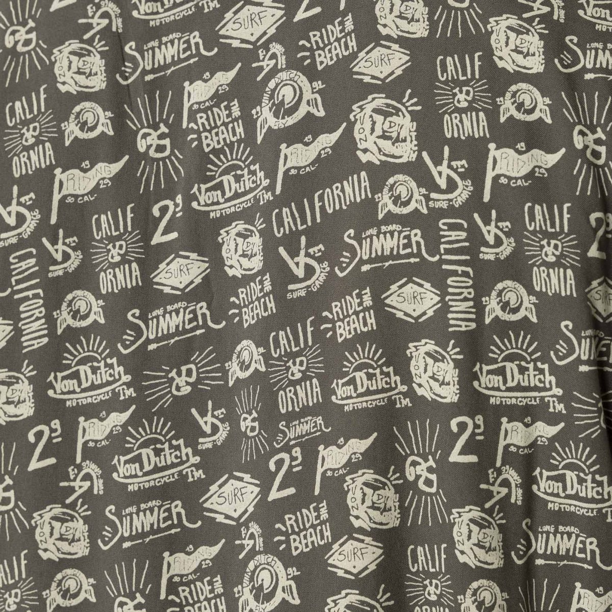 Chemise en viscose AOP kaki/blanc, VON DUTCH