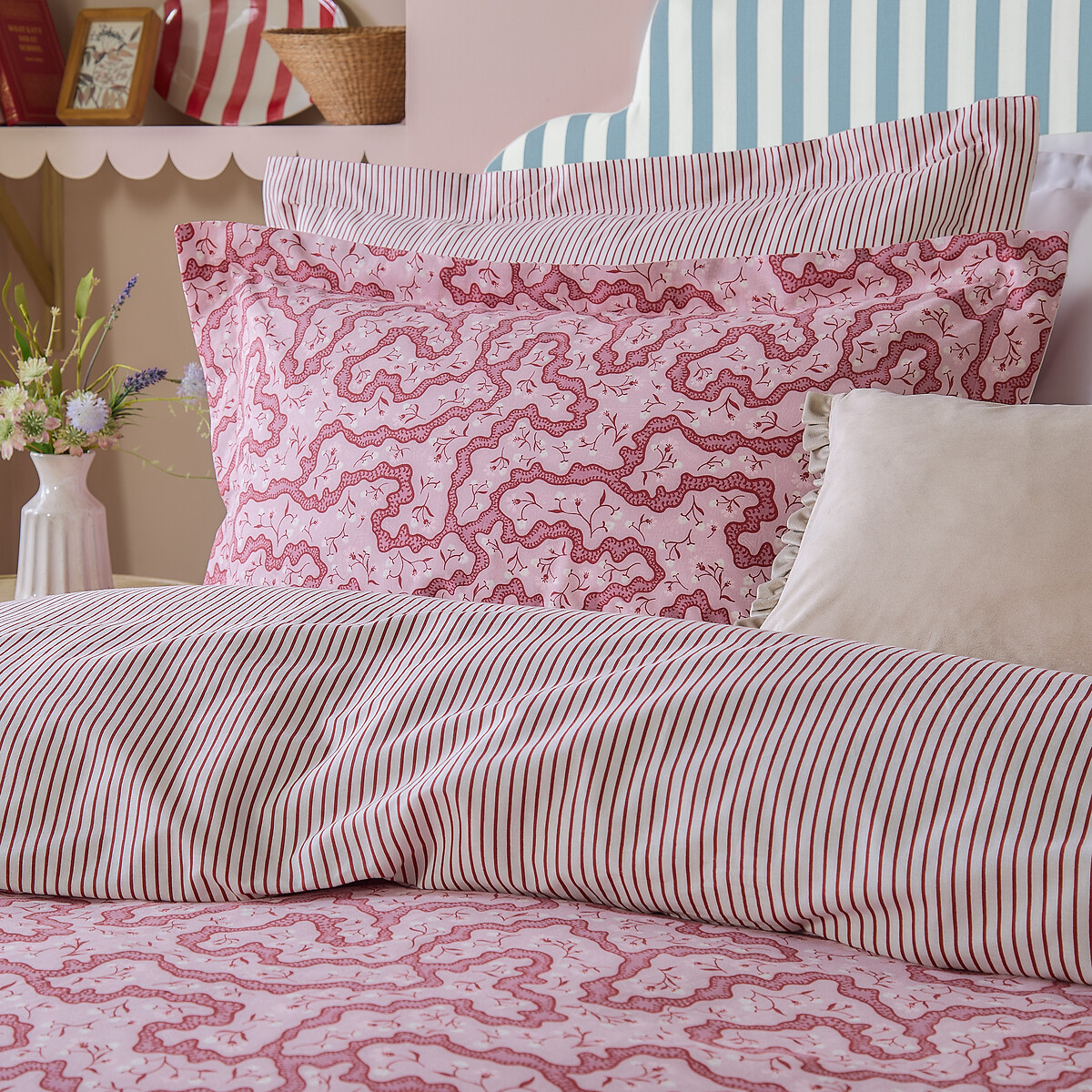 Brianna Floral 100% Cotton Duvet Cover and Pillowcase Set cherry, WYLDER