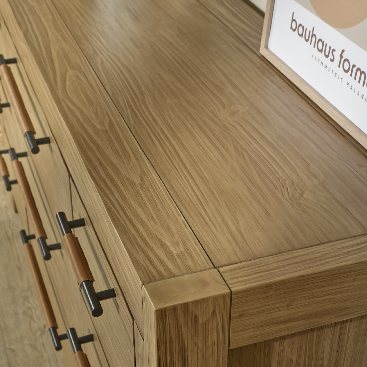 Commode contemporaine en bois massif, 9 tiroirs MEGÈVE marron, ROBIN DES BOIS