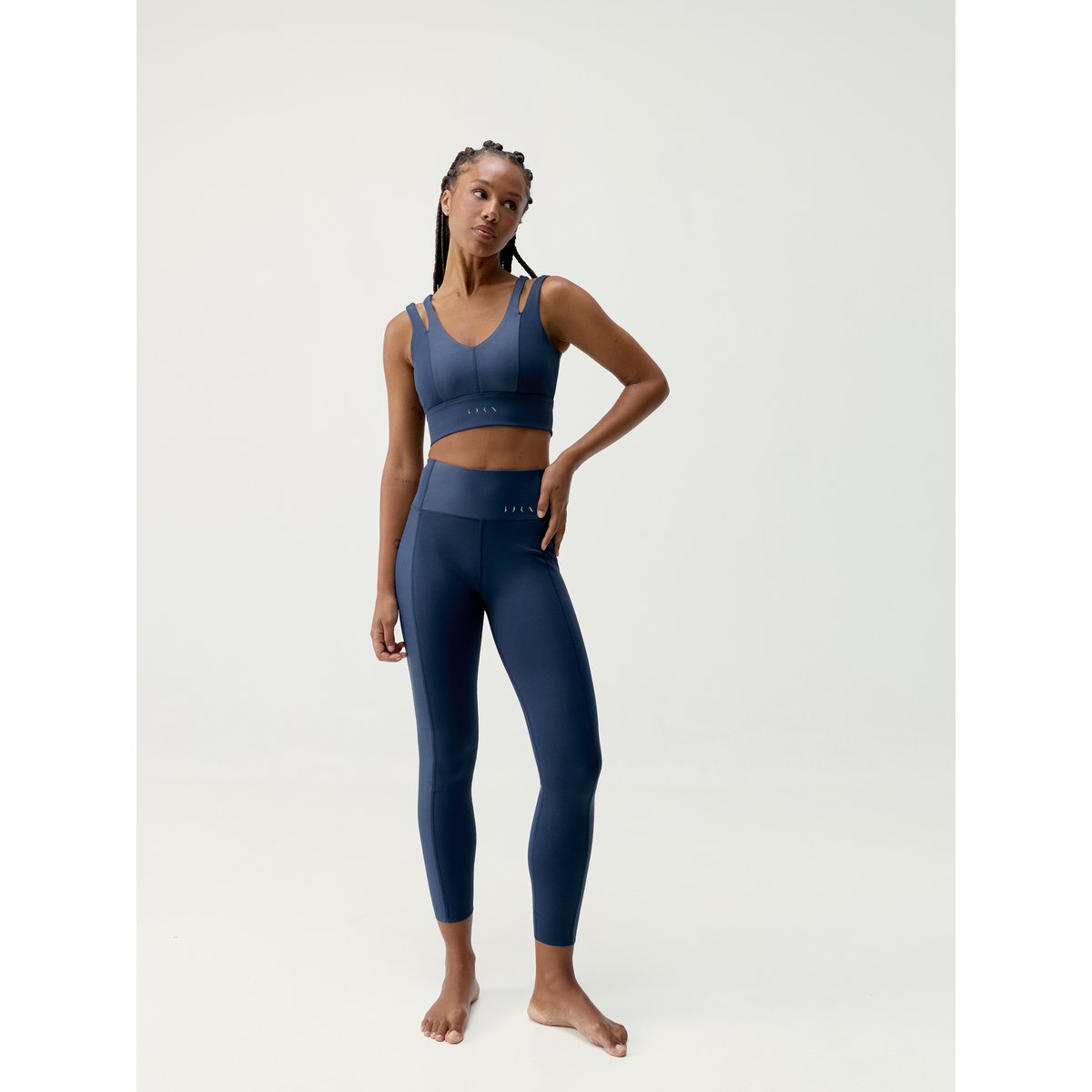 Brassière de sport femme Maan Maintien moyen bretelles coussinets amovibles bleu marin, BORN