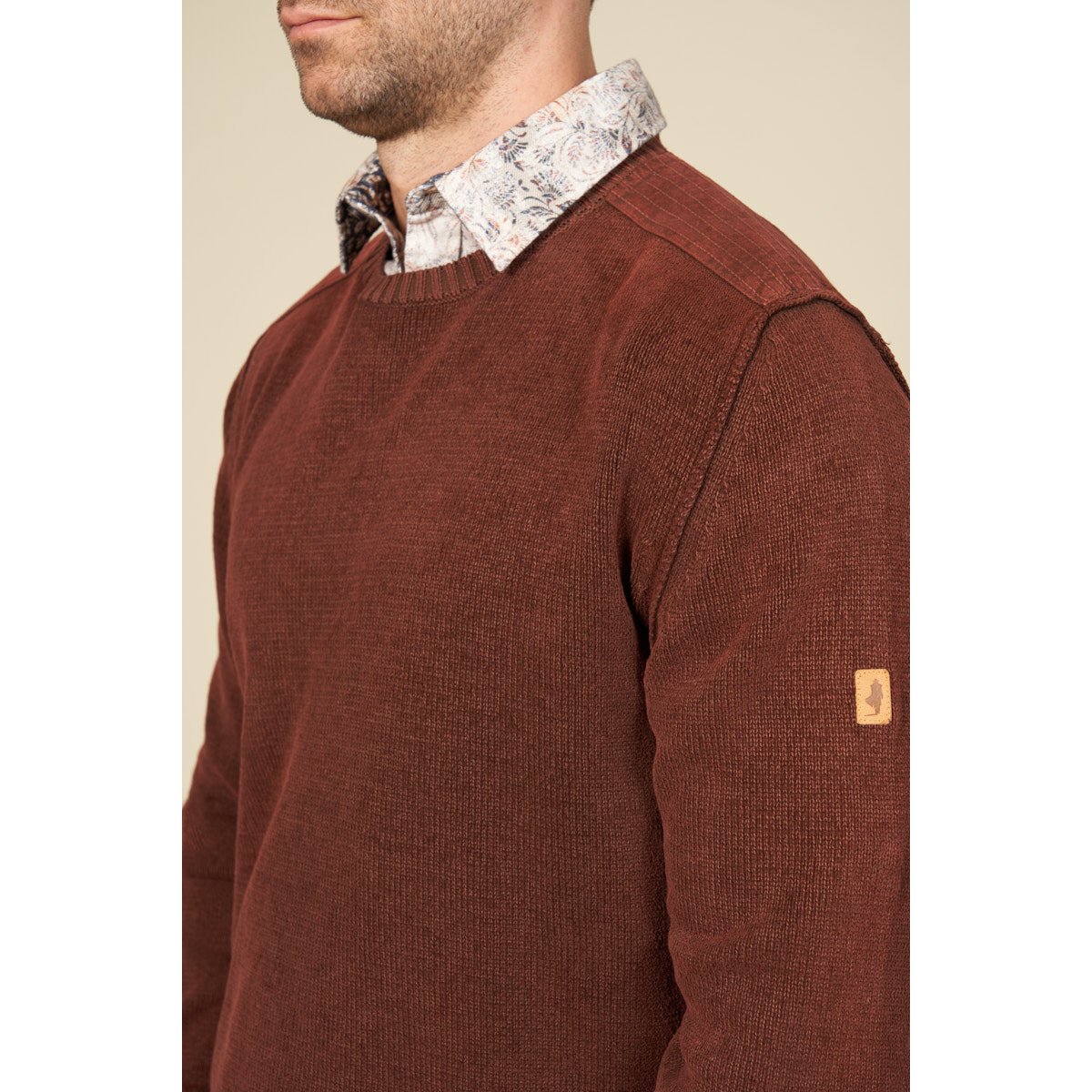 Pull col rond empiècements tissés cognac, MCS