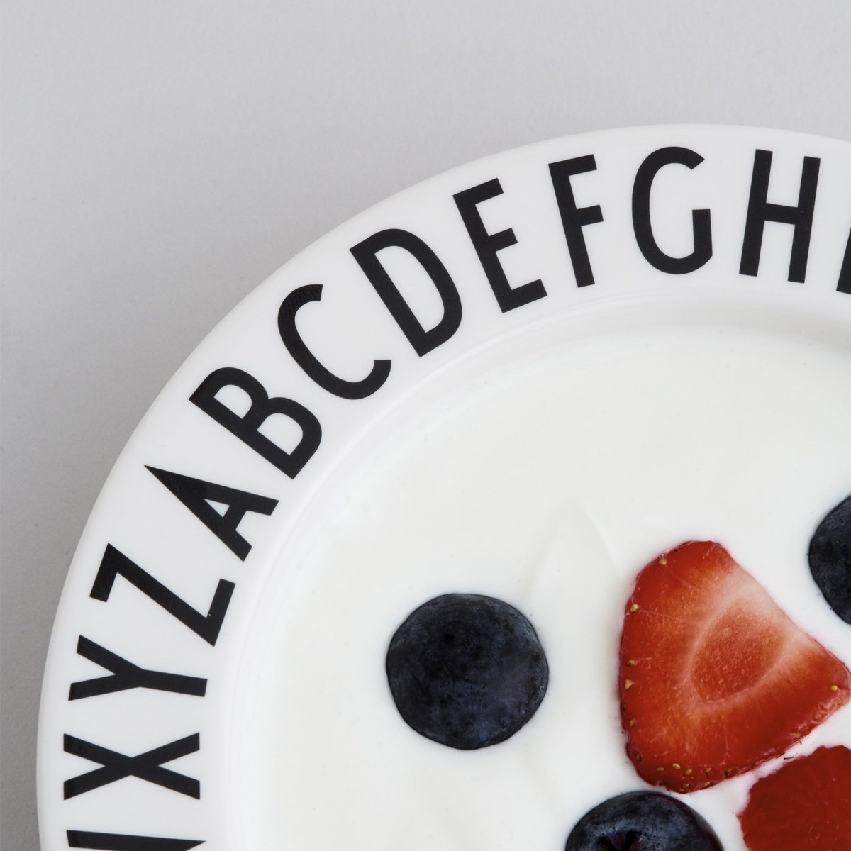 Assiette Creuse Alphabet blanc, DESIGN LETTERS