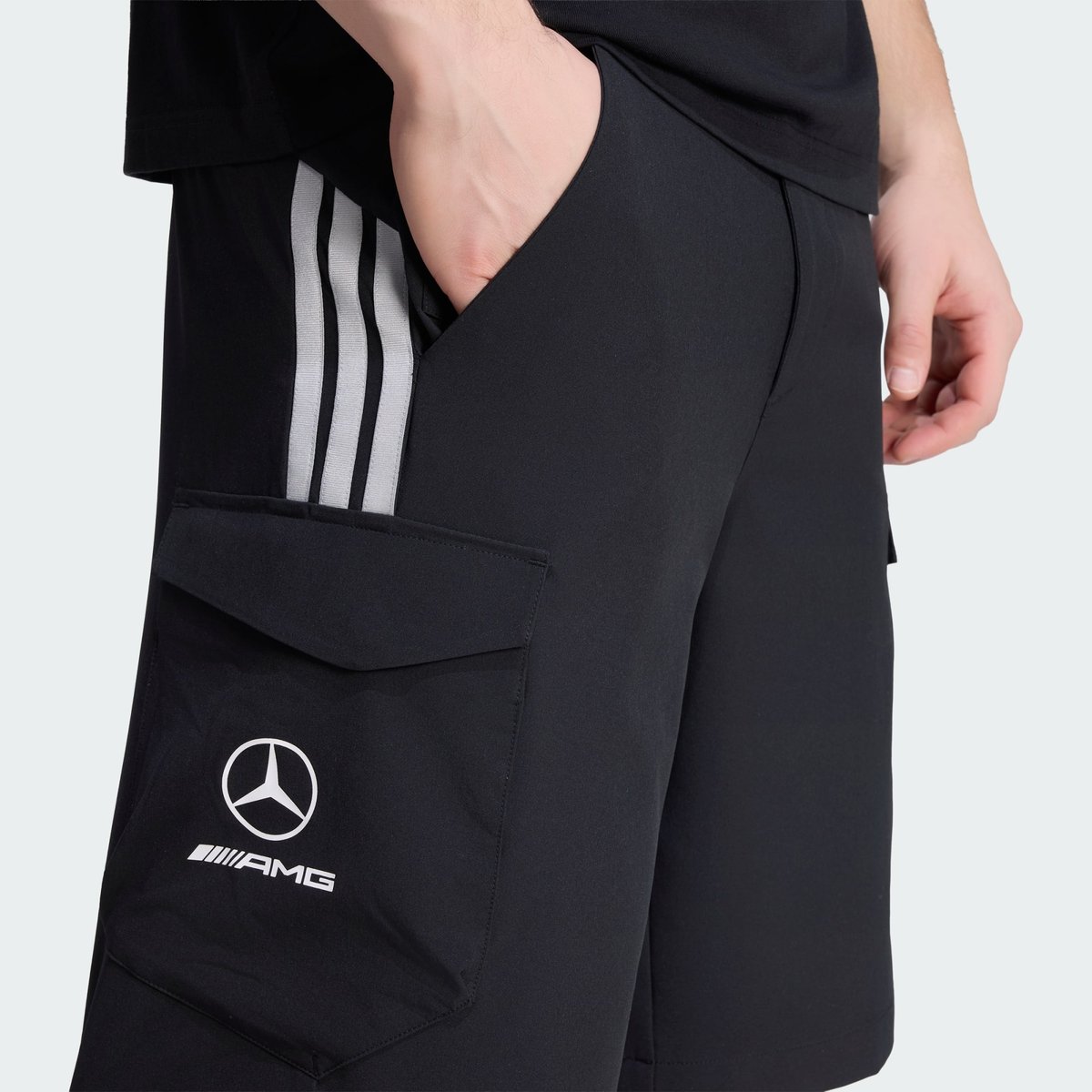 Short Mécaniciens Mercedes - Amg Petronas Formula 1 Team Short Mécaniciens Mercedes - Amg Petronas Formula 1 Team black / grey two, adidas Performance