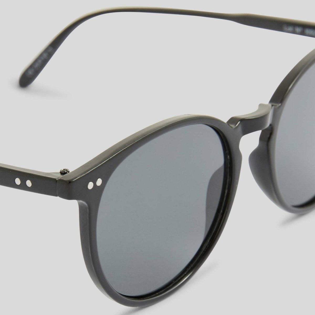 Lunettes de soleil noir, MONOPRIX