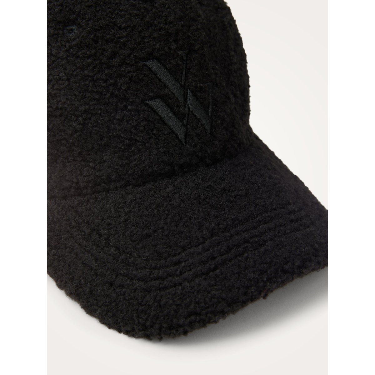 Casquette à monogramme brodé SIA noir, VANESSA WU