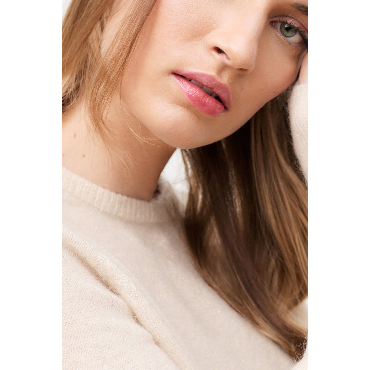 Pull droit col rond MCASSANDRA ecru, CAROLL