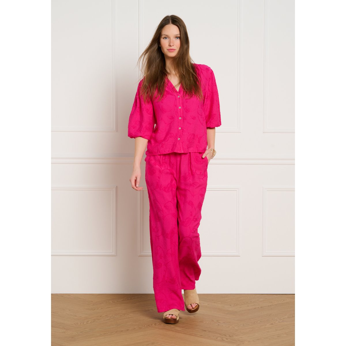 Pantalon brodé fluide fuchsia, LOLALIZA
