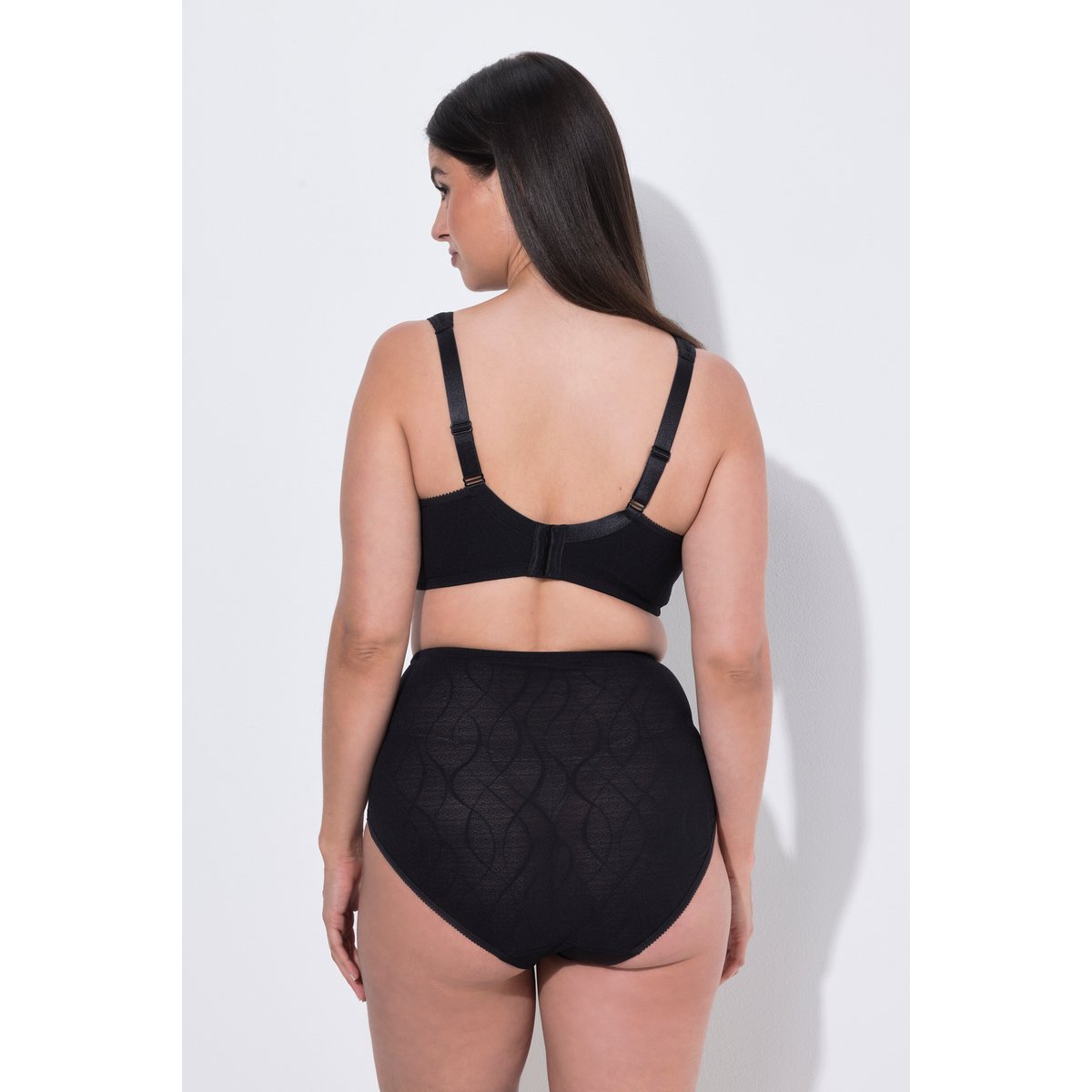 Soutien-gorge à armatures noir, ULLA POPKEN