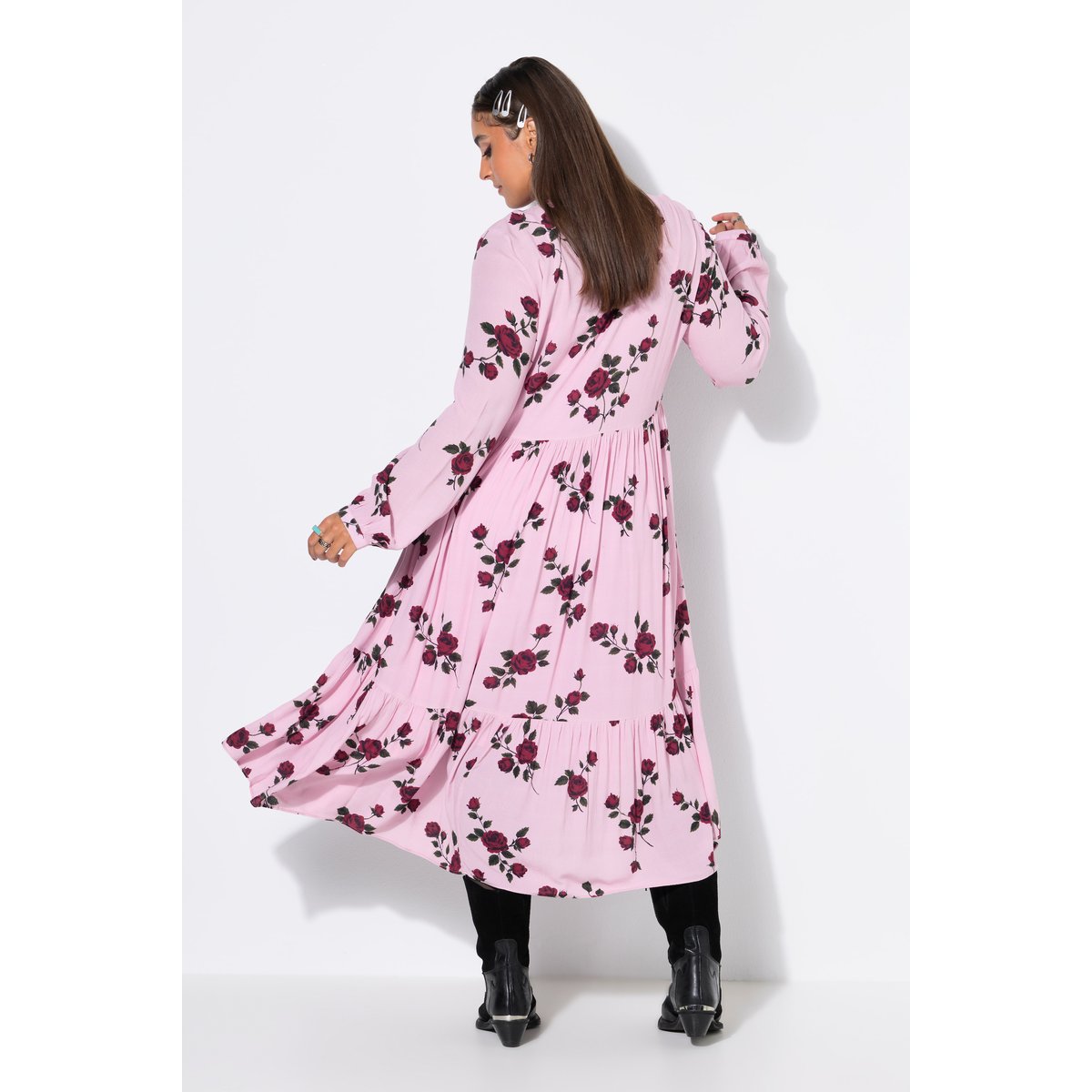 Robe midi, coupe trapèze, imprimé de roses vieux rose, STUDIO UNTOLD